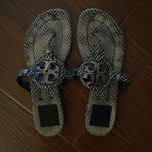 Tory Burch Miller size 7